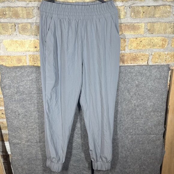 Vuori Women’s Villa Jogger Grey Size Small - Worn Once! Excellent Condition - Picture 1 of 4